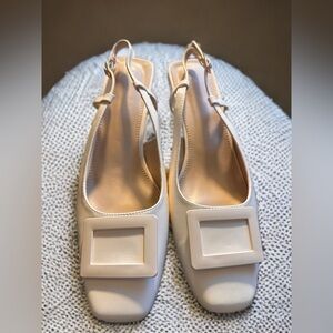 NEW Women’s Closed Square Toe Kitten Heel Sling Back Dress Shoes Size 10 Tan